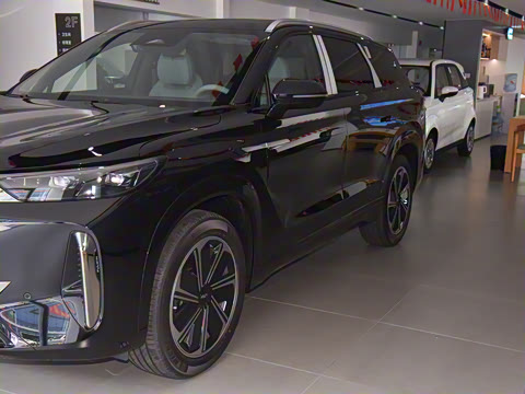 2025�� 200 �����콢��