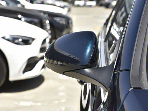 2025�� �Ŀ� C 350 eL