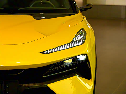 2025�� 900 ������