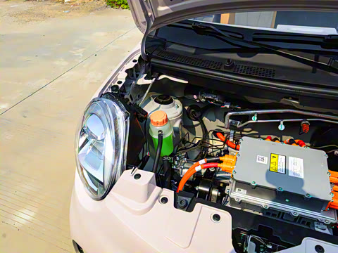 2025�� 210km ����Pro��