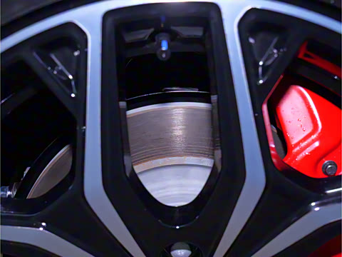 2025�� ���� 650ProѲ����