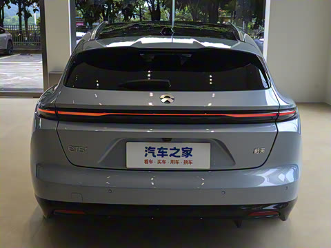 2025�� 75kWh Touring