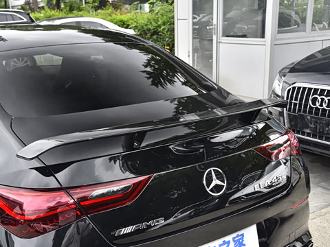 2025�� AMG CLA 45 S 4MATIC+