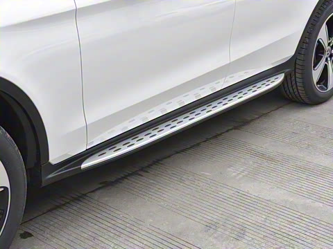 2022�� �Ŀ� GLC 300 L 4MATIC ������