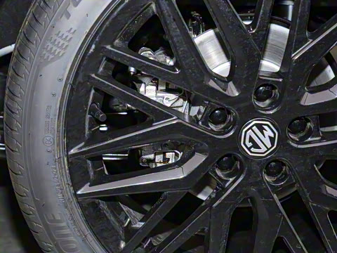 2025�� 1.5T XLINE �����