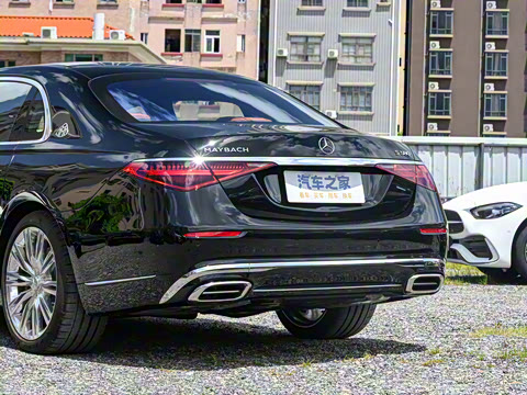 2025�� �Ŀ� S 580 4MATIC