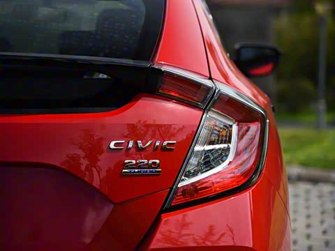 2021�� HATCHBACK 220TURBO CVT�����