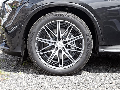 2025�� AMG GLC 43 4MATIC