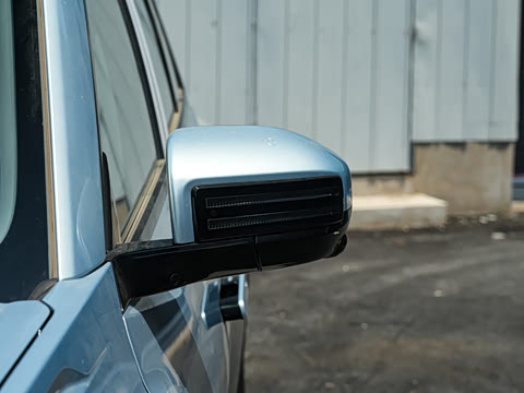 2025�� 501KM ����Pro��