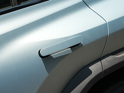 2025�� 501KM ����Pro��