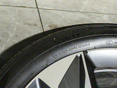 2023�� PRO 270T DCT������