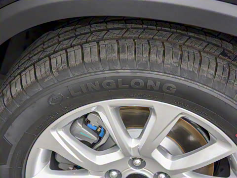 2022�� 1.5L PHEV 205KM ���а�Plus