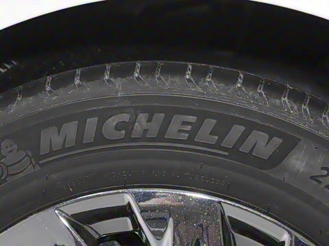 2025�� Ǭ��ϵ�� Ultra ͷ�Ȳ�