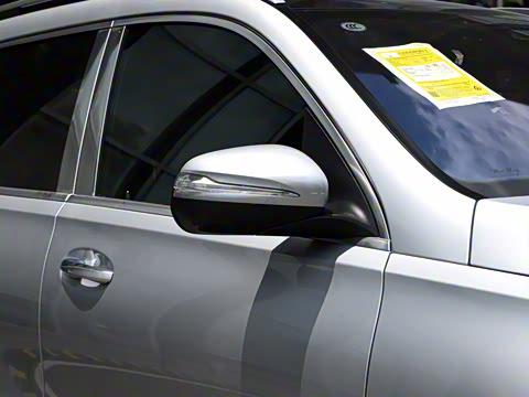 2025�� GLS 480 4MATIC