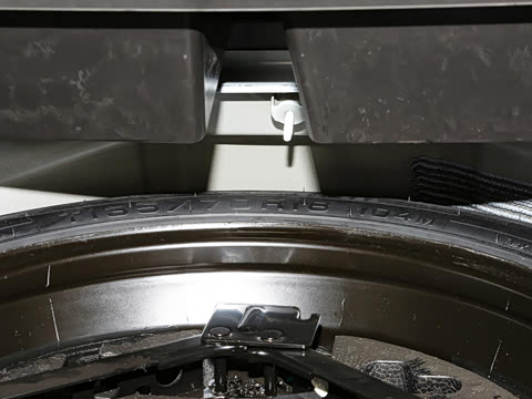 2022�� ��� 650T Redline 5�� �Ͱ�