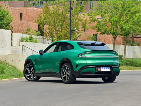 2025�� ������������������Max��