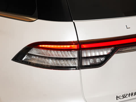 2023�� 3.0T V6 ��������Ѳ���� ����