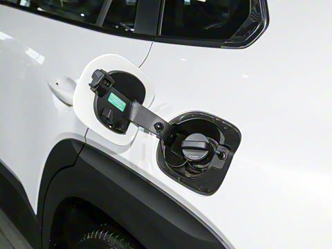 2023�� 2.0L ���а�