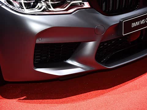 2019�� M5 ������