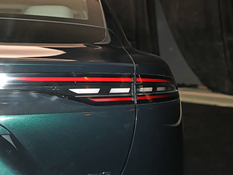 2025�� ������