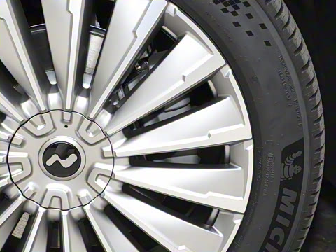 2025�� Ultra ������