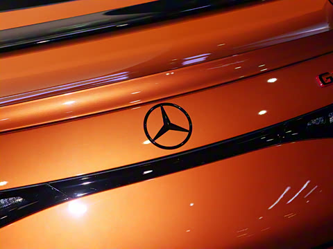 2025�� 63 S E Performance