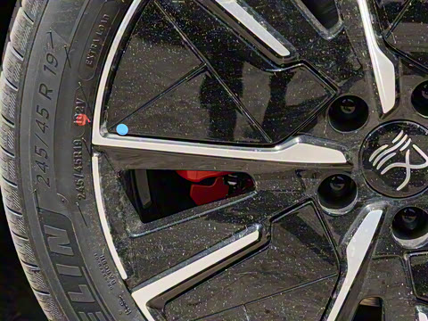 2025�� EV 701KM�����״�������