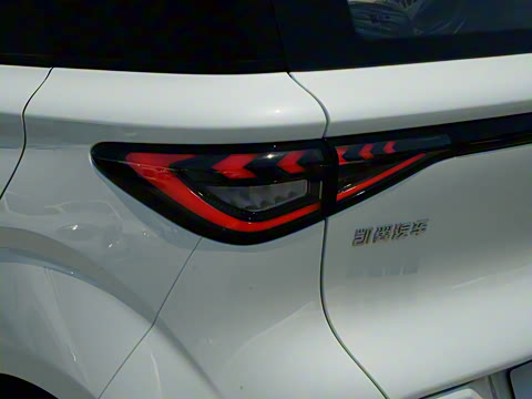 2025�� Mate 305km�Ƽ���