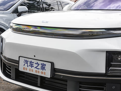 2025�� Pro ���ܻ��°�