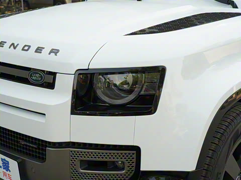 2023�� 110 3.0T P400 X-DYNAMIC HSE