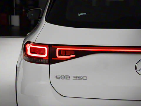 2022�� EQB 350 4MATIC �׷��ر��