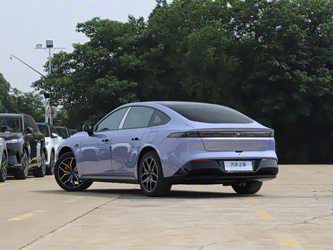 2025�� ���� 550Pro�캽��