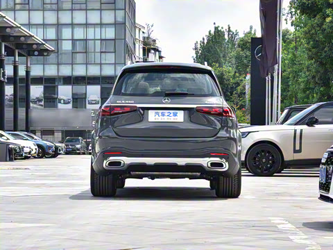 2025�� GLS 450 4MATIC ������