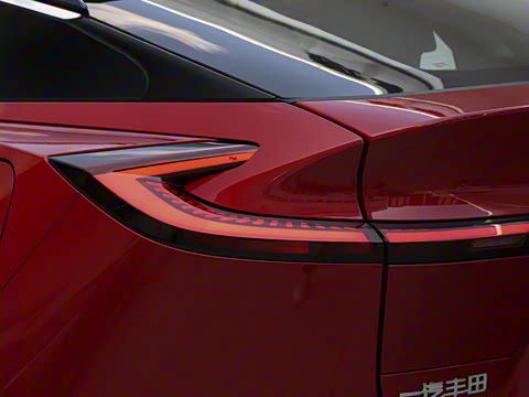 2025�� 630 MAX���а�