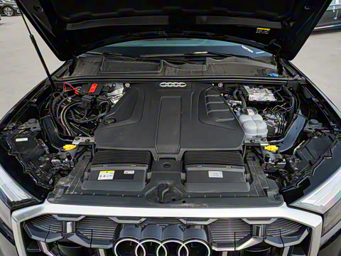 2025�� 45 TFSI quattro S line�˶���