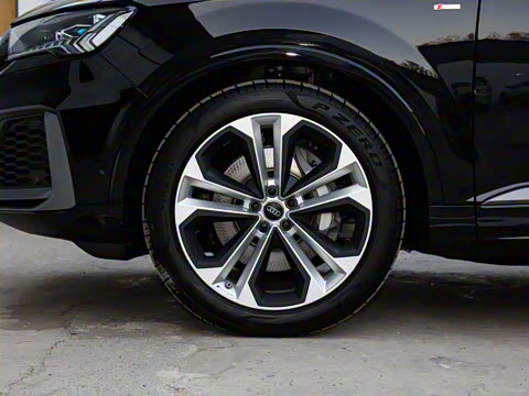 2021�� 55 TFSI quattro S line�����