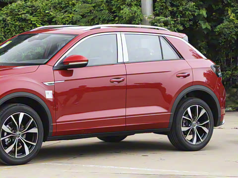 2025�� �Ŀ�� 300TSI DSG���������