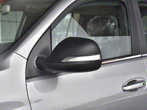 2023�� 4.6L V8 �캽��