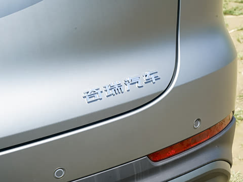 2025�� 2.0T ��������� 7��