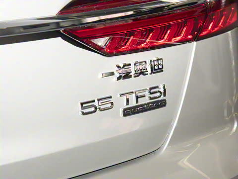 2025�� �Ŀ� 55 TFSI quattro �콢������