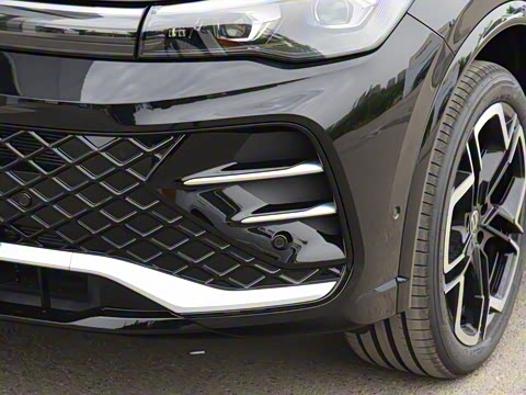 2025�� PRO 380TSI ���� R-Line �����