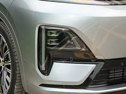 2025�� ����Ultra+ �߶���