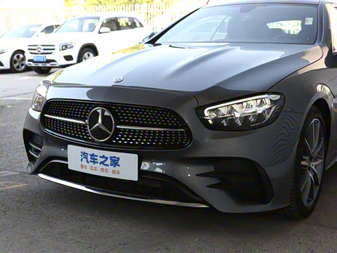 2023�� �Ŀ� E 260 ���ܳ�