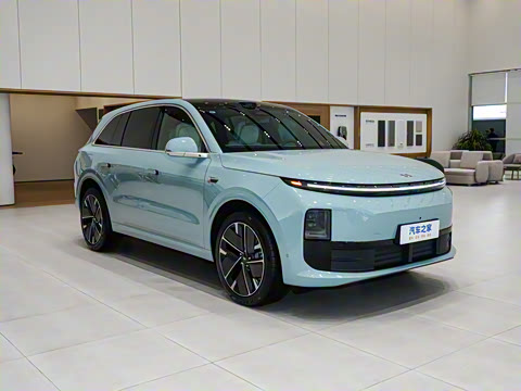 2025�� Pro ���ܻ��°�