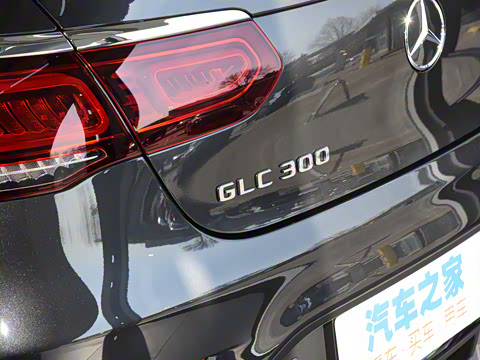 2022�� �Ŀ� GLC 300 4MATIC ����SUV