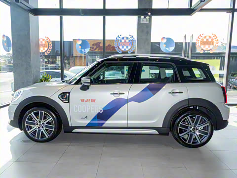 2022�� �Ŀ� 2.0T COOPER S ALL4