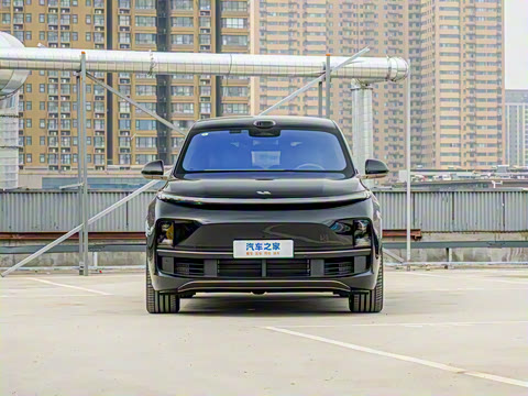 2025�� Ultra ���ܻ��°�