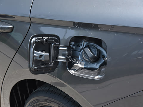 2026�� ��4�� 400������ 1.5L CVT׿Խ��