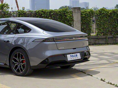 2025�� ���� 550ProѲ����