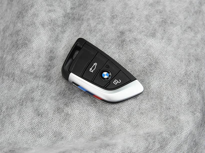 宝马x2店内正在促销中欢迎莅临鉴赏